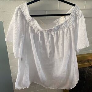 NWOT Sz 2x Rachel Roy Off the Shoulder Top